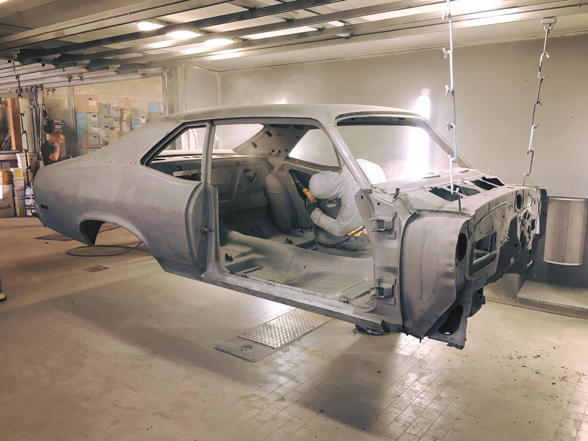 Entlackung Oldtimer Karoesserie